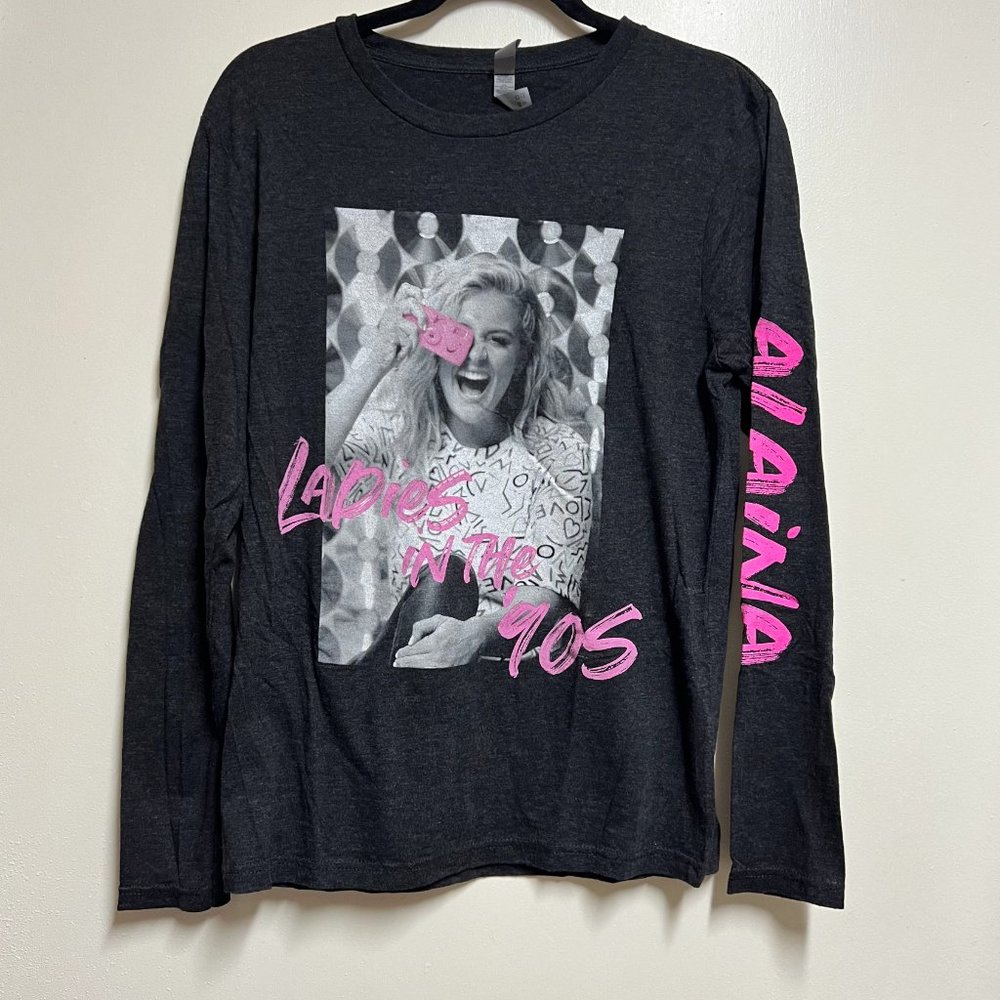 NWOT Lauren Alaina tour tee - Ladies in the 90s - size SM